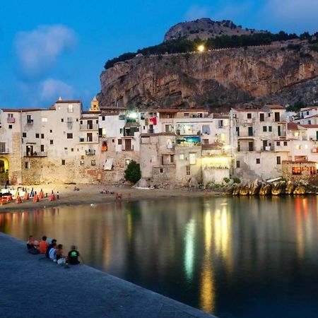 Casa Marina, La Terrazza Sul Mare Bed & Breakfast Cefalu Exterior photo